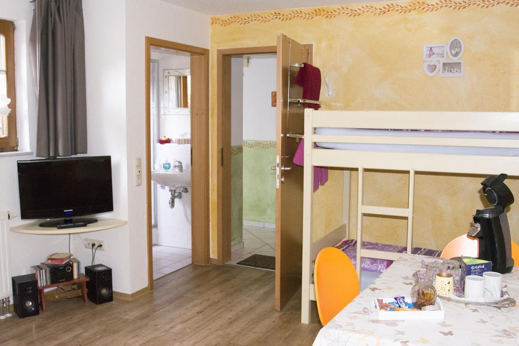 Gaestehaus Europa รูสท์ ภายนอก รูปภาพ
