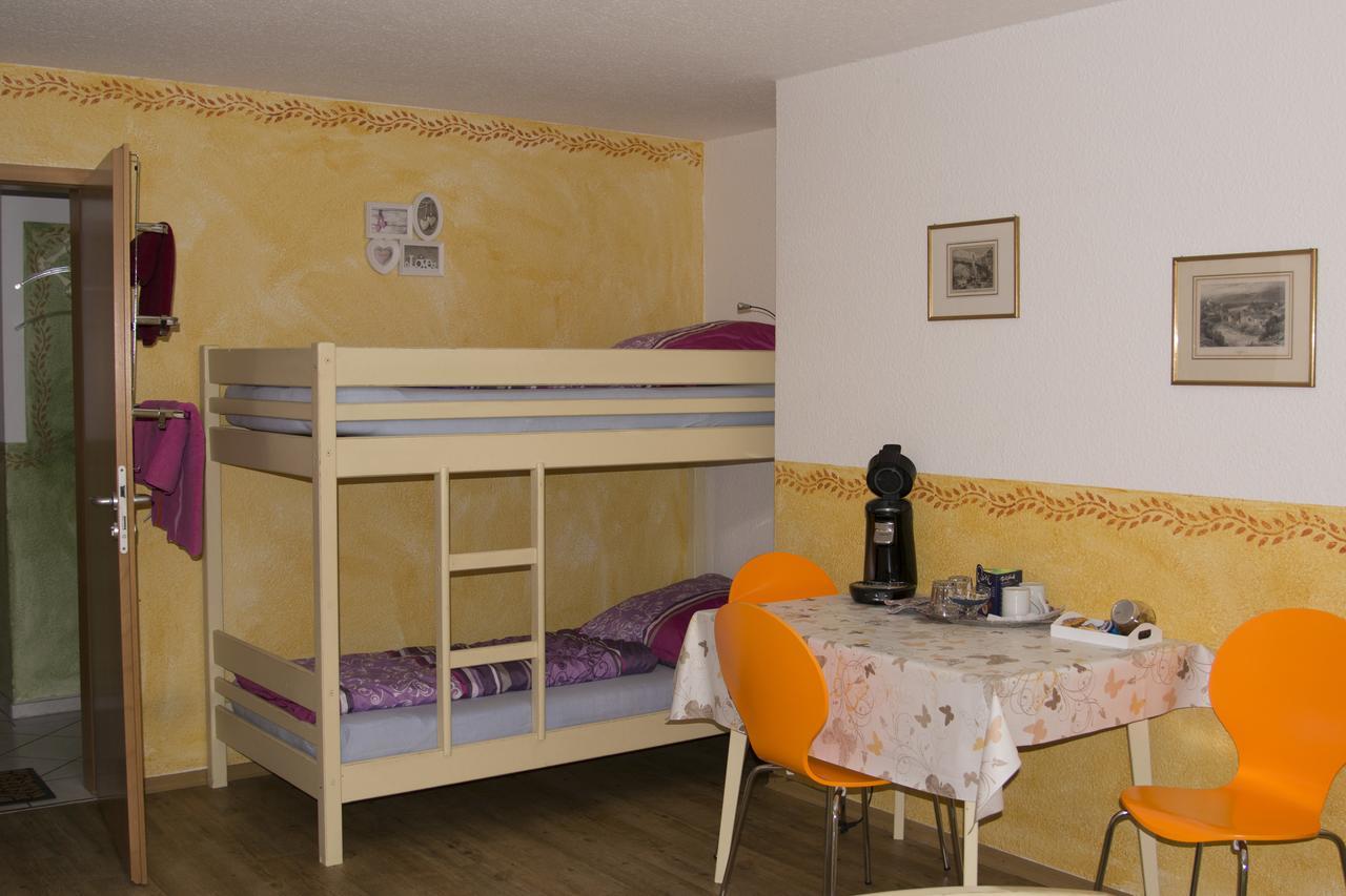 Gaestehaus Europa รูสท์ ภายนอก รูปภาพ